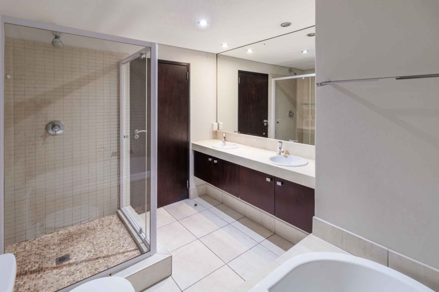 2 Bedroom Property for Sale in Foreshore Western Cape